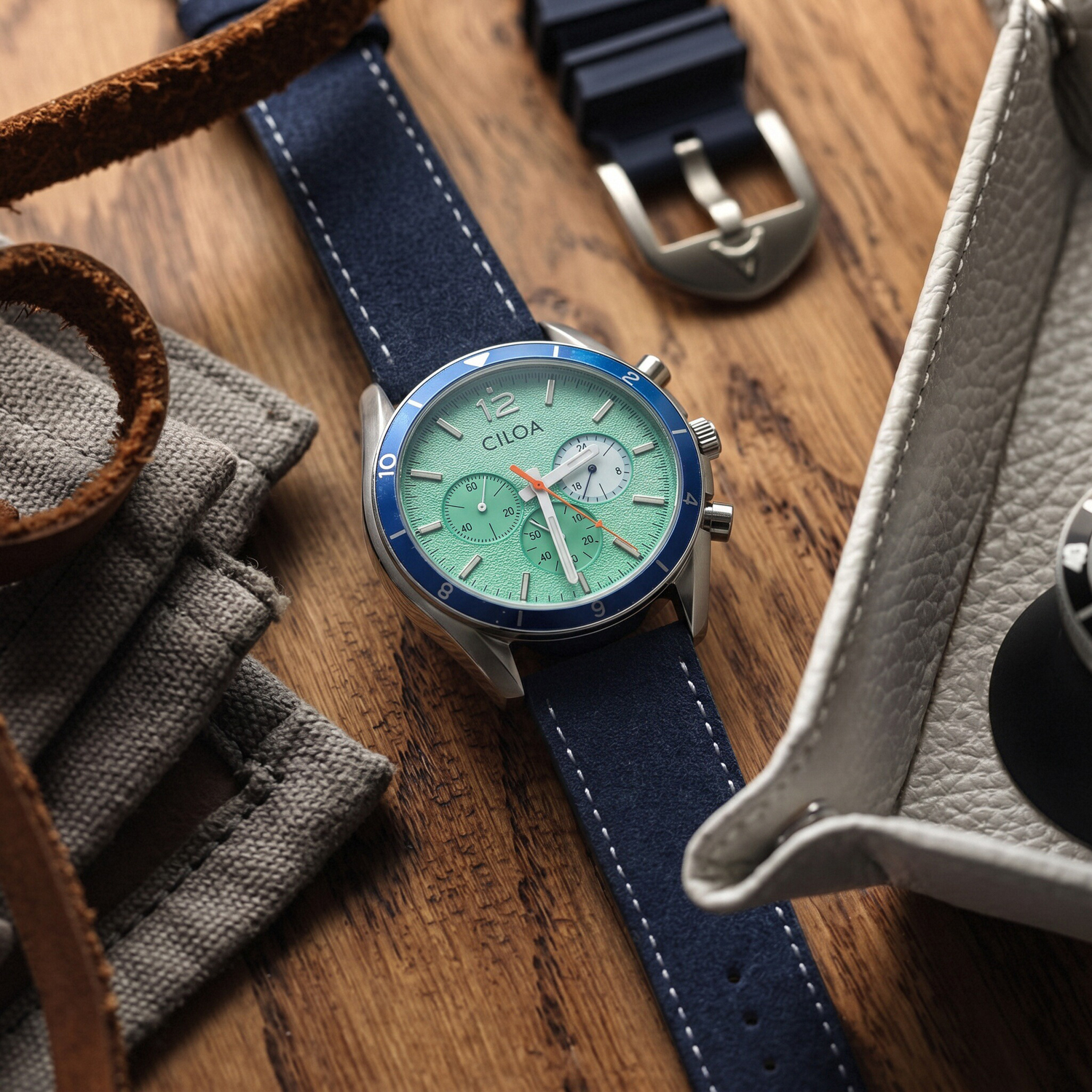 CILOA Men's Chronograph Watch  - Suede Strap Watch avaliação e preço